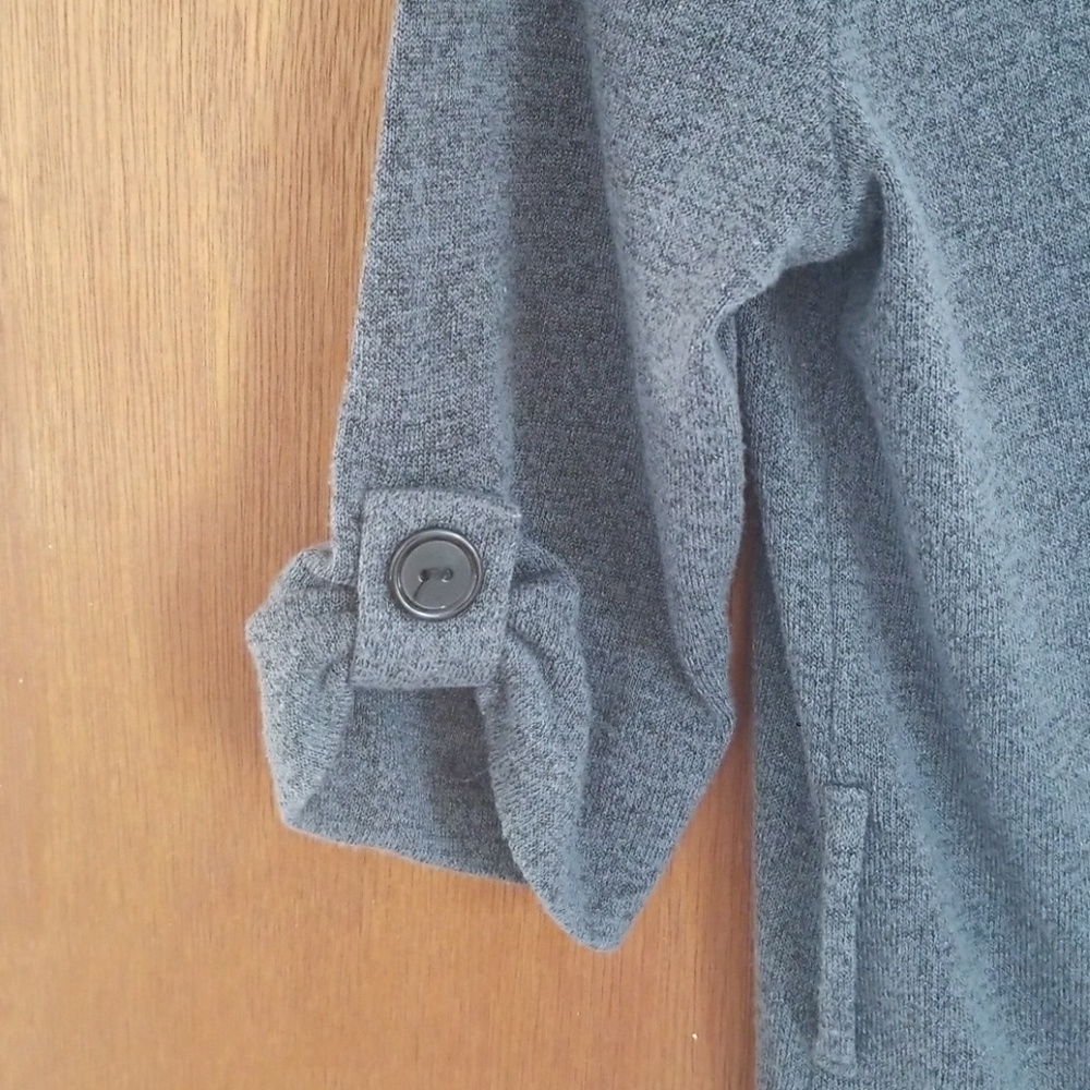 Gray sweater - Picture 3 of 3